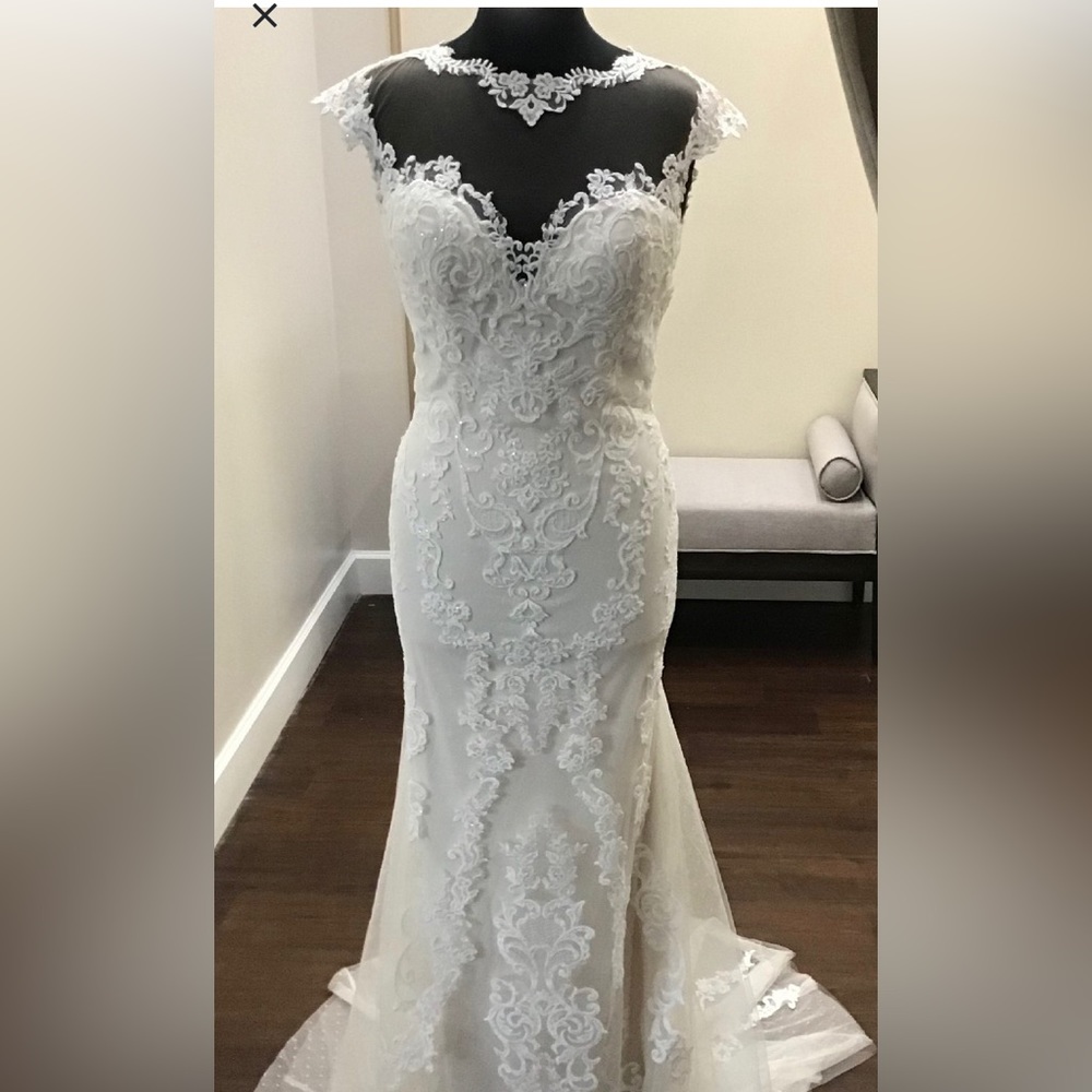 Justin Alexander Wedding Gown - Size 10